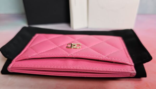 Quilted Cavier Card Holder - Image 7