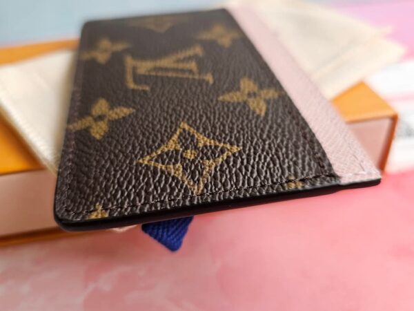 World Tour Card Holder - Image 8