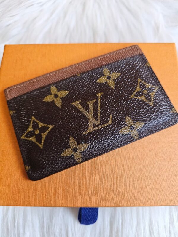 Card Holder - Image 3