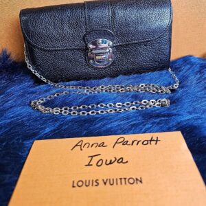 Iris mahina black wallet with chain