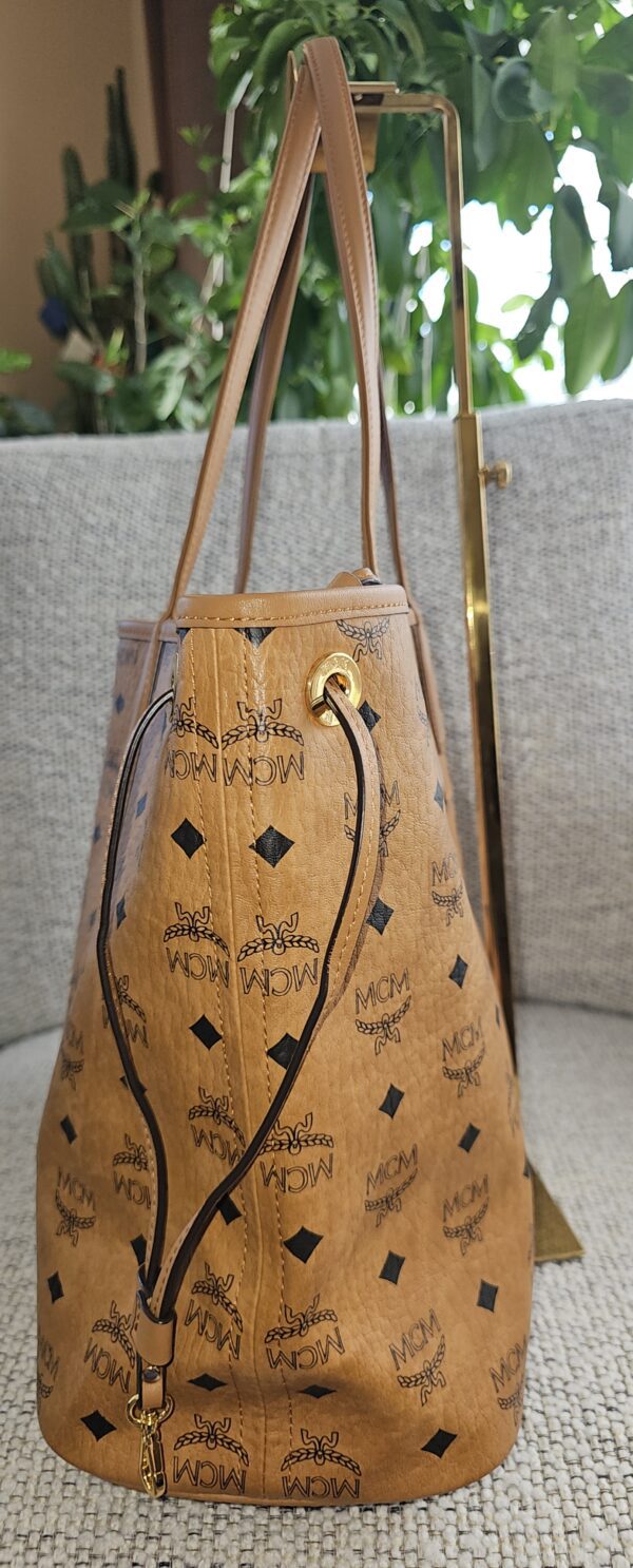 Liz Shopper - Image 4