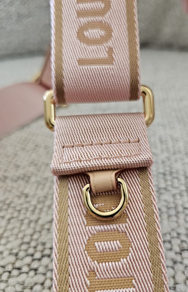 Multi Pochette Accessories rose strap - Image 9