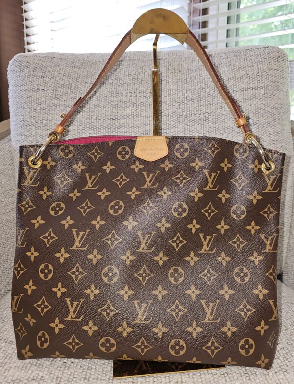 Graceful PM Monogram - Image 3