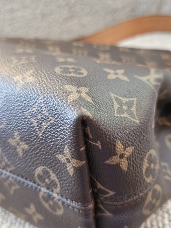 Graceful PM Monogram - Image 8