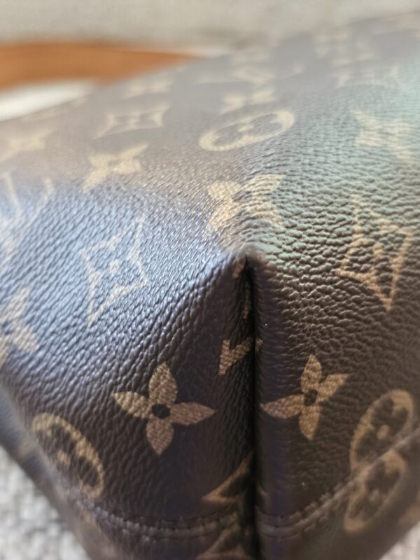 Graceful PM Monogram - Image 11