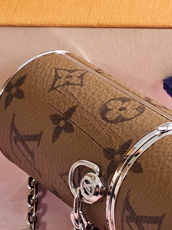 Lipstick chain holder - Image 11