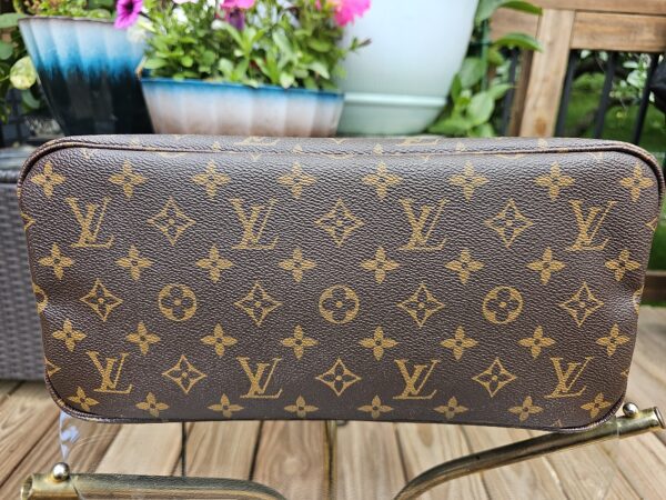 Neverfull MM Cherry Monogram Set - Image 8