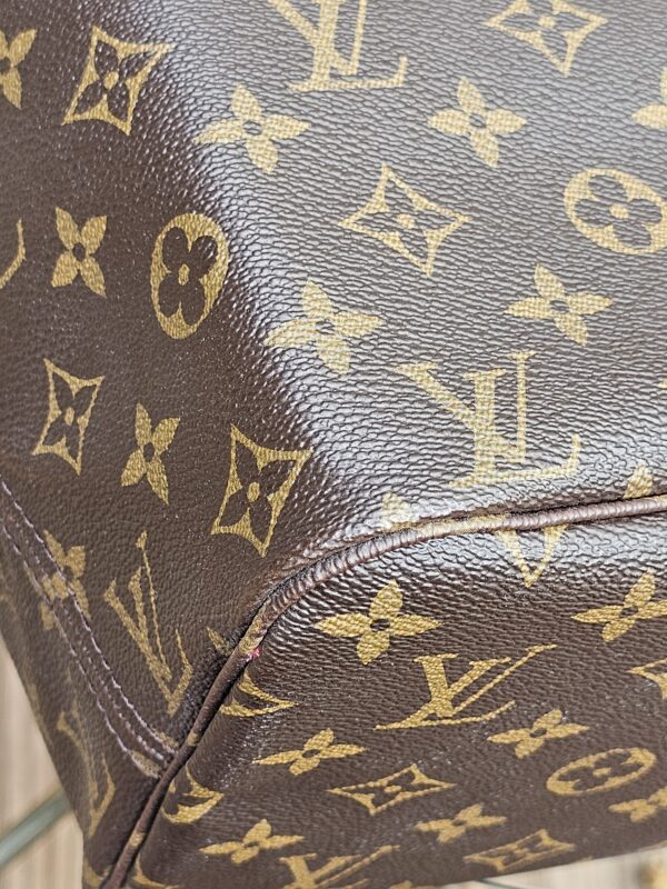 Neverfull MM Cherry Monogram Set - Image 10