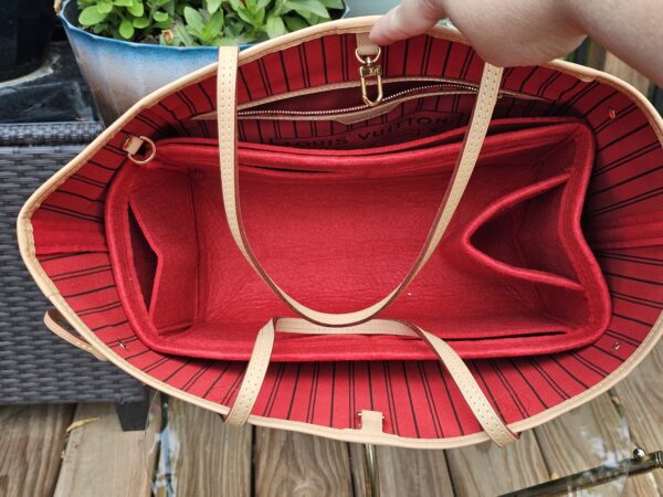 Neverfull MM Cherry Monogram Set - Image 14