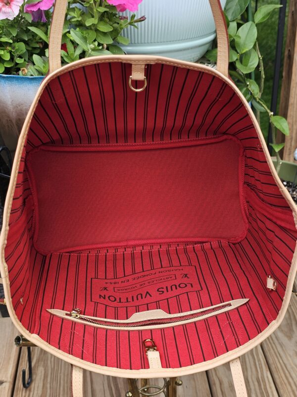 Neverfull MM Cherry Monogram Set - Image 16