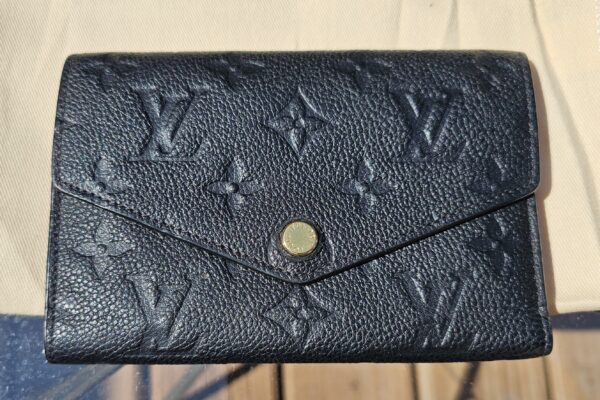 Curieuse Compact Wallet Empreinte Noir