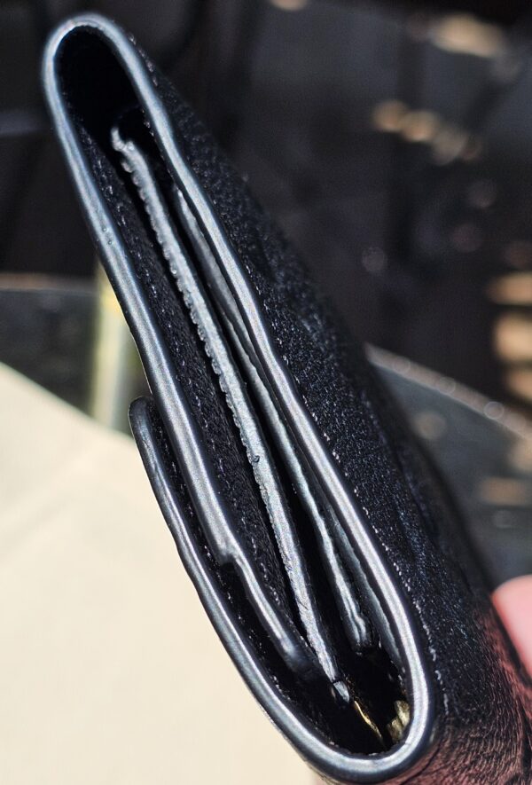 Curieuse Compact Wallet Empreinte Noir - Image 10