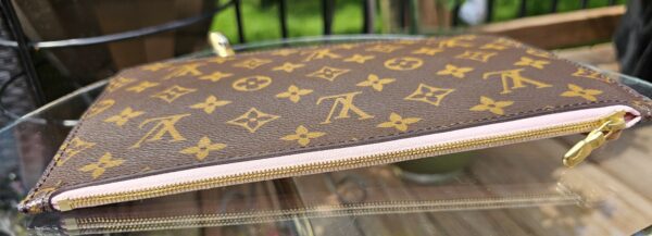 Neverfull Pouch MM Monogram Rose ballerine interior - Image 7