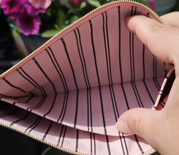 Neverfull Pouch MM Monogram Rose ballerine interior - Image 12