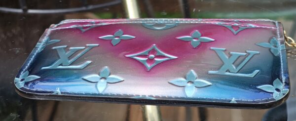 Metallic vernis degrade key pouch - Image 8