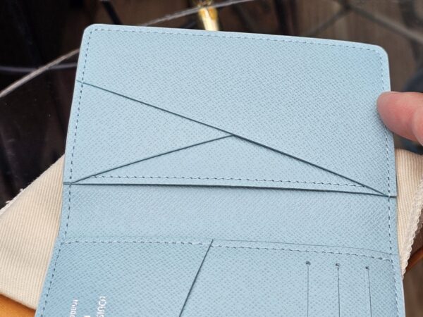 Aqua Garden Limited Edition Pocket Organizer - Image 11