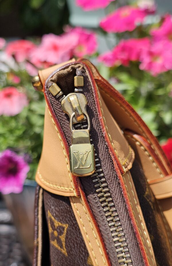Odeon MM Crossbody - Image 4