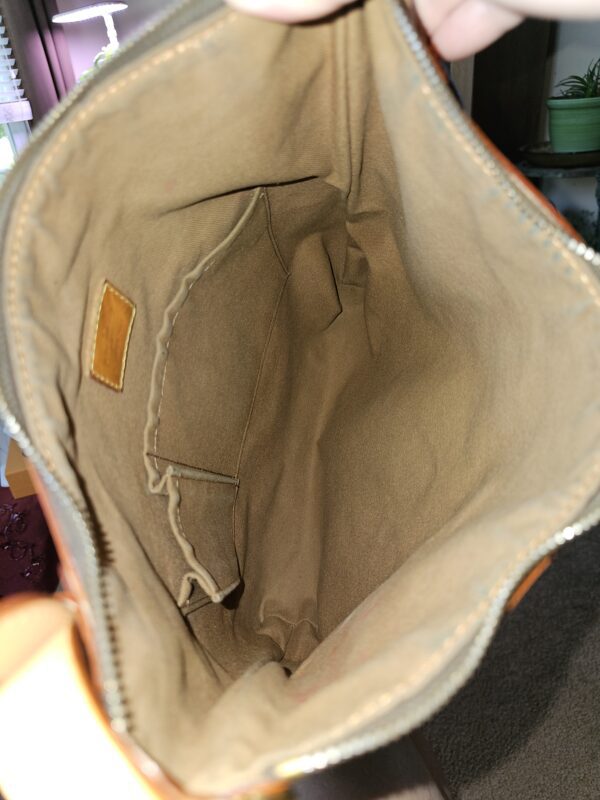 Odeon MM Crossbody - Image 15