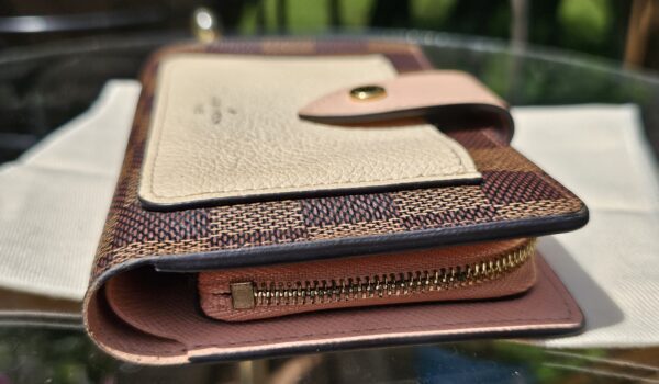 Juliette Wallet - Image 5