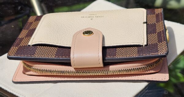 Juliette Wallet - Image 8