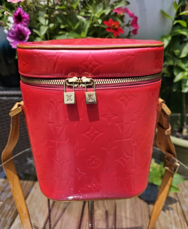 Sullivan Vertical Crossbody - Image 3