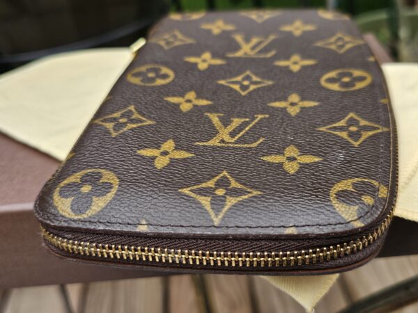 Geode Organizer Wallet - Image 5
