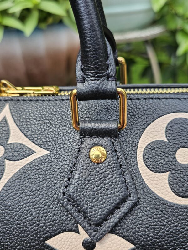 Bi color speedy - Image 11