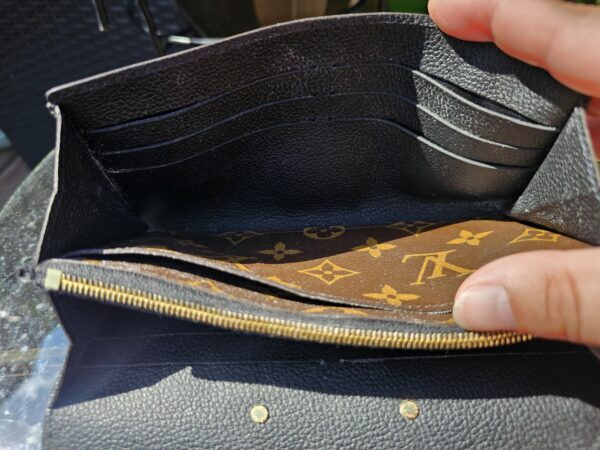 Pallas Wallet Black - Image 16