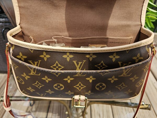 Sologne Crossbody - Image 21