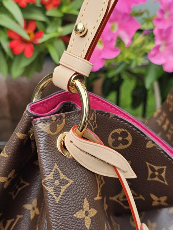 Graceful MM Monogram - Image 16