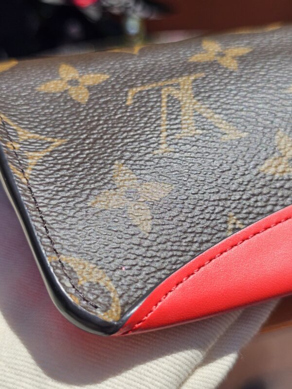 Woody Glasses Case - Image 11