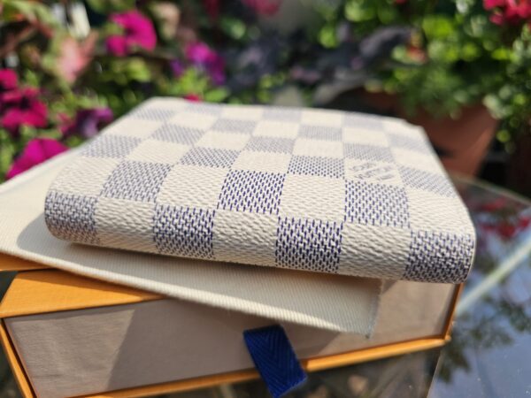 Lisa Wallet - Image 6