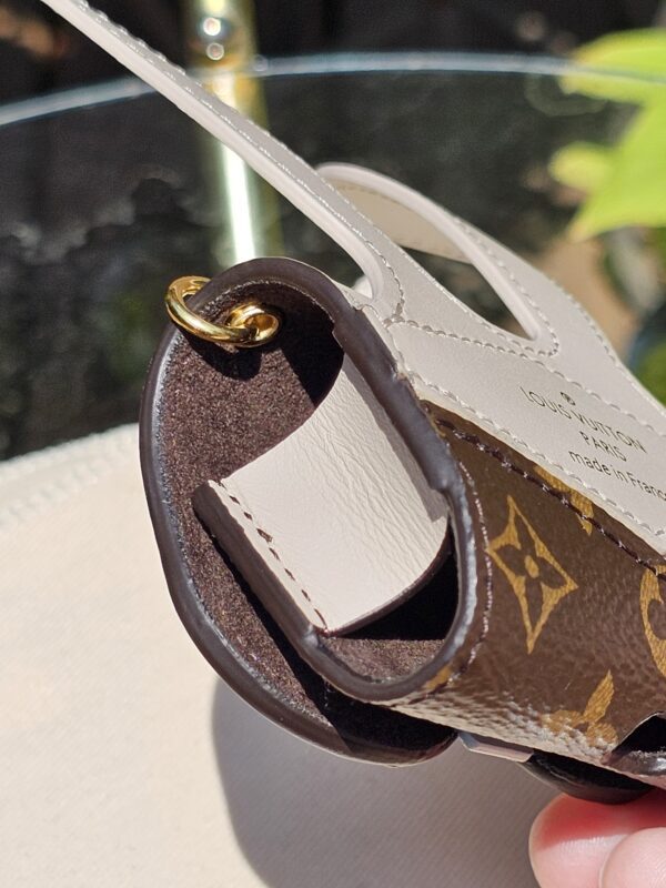 Air Pod Case - Image 10
