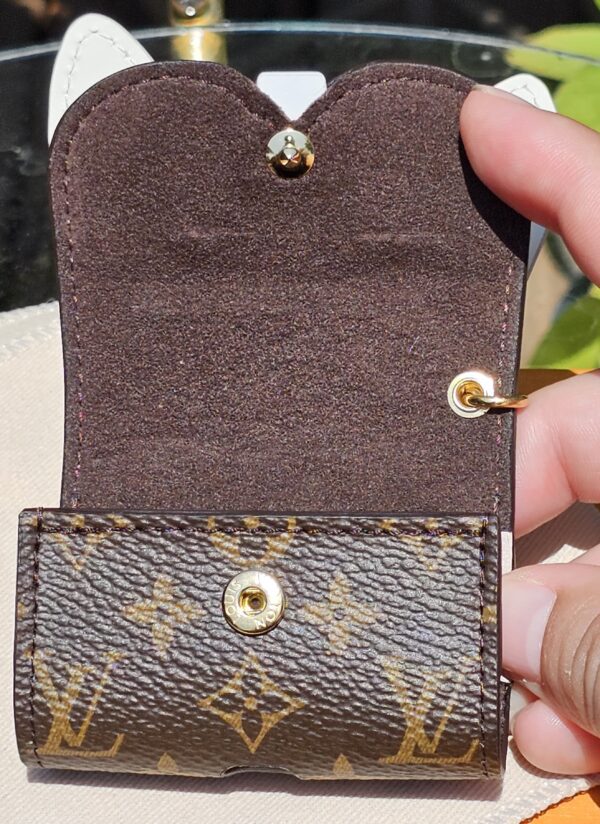 Air Pod Case - Image 13