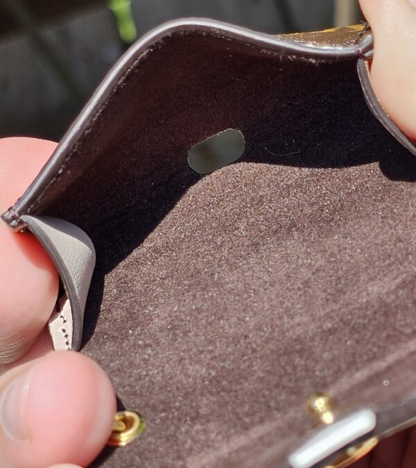Air Pod Case - Image 14