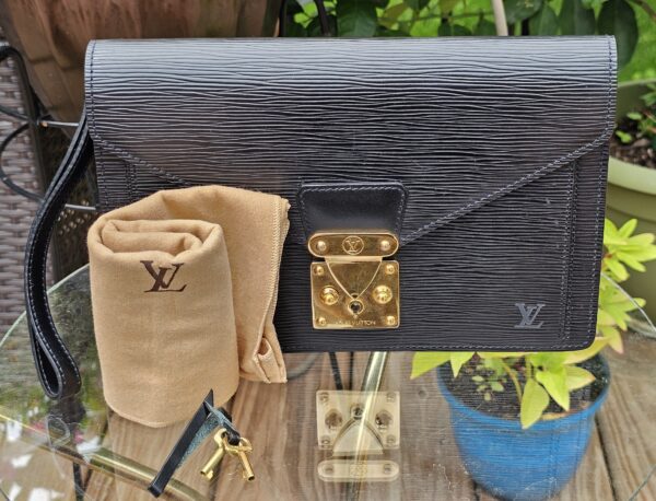 Sellier Dragonne Clutch