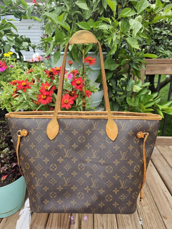 Neverfull MM Monogram