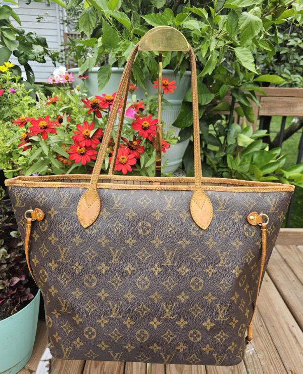 Neverfull MM Monogram - Image 3