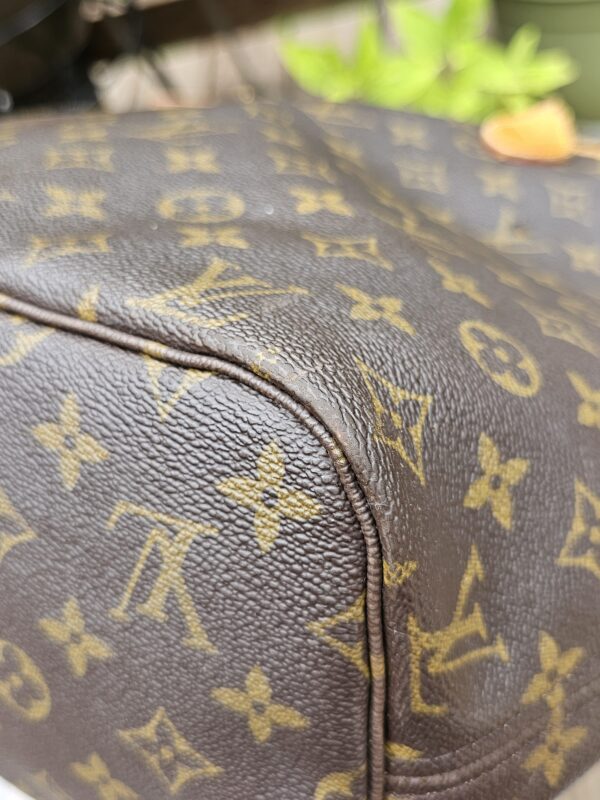 Neverfull MM Monogram - Image 9