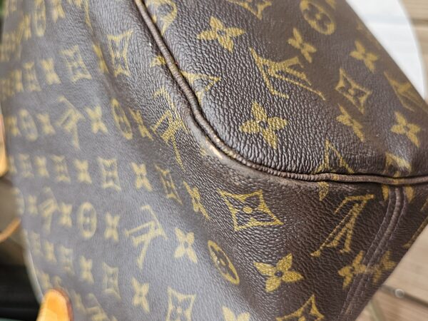 Neverfull MM Monogram - Image 10