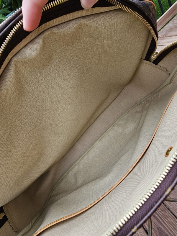 Alize 24 Soft Suitcase - Image 15