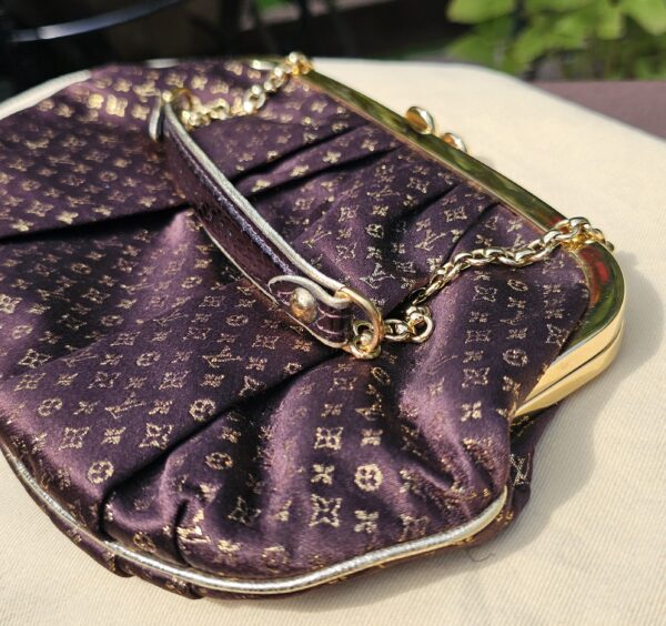 Aumoniere Clutch - Image 5