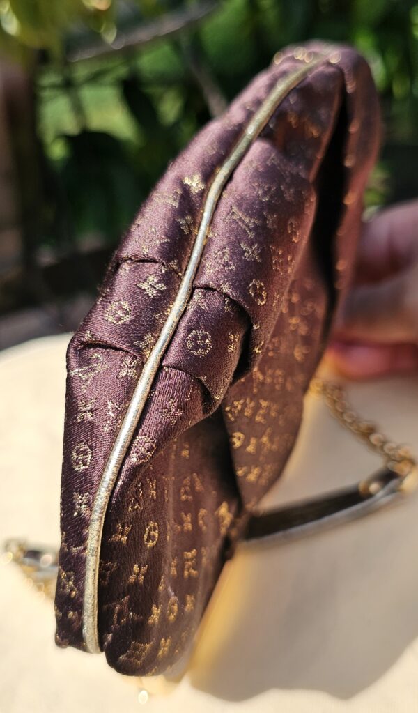 Aumoniere Clutch - Image 9