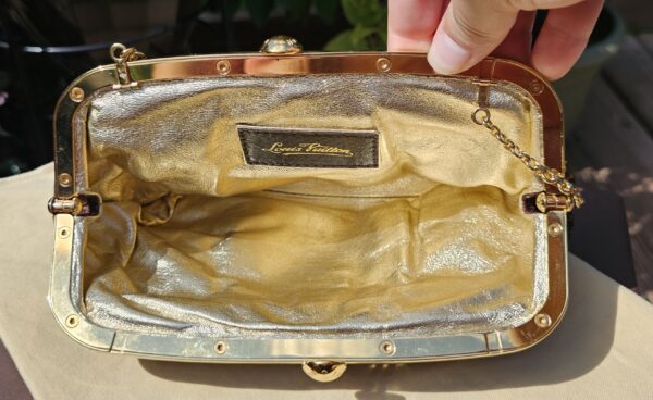 Aumoniere Clutch - Image 12