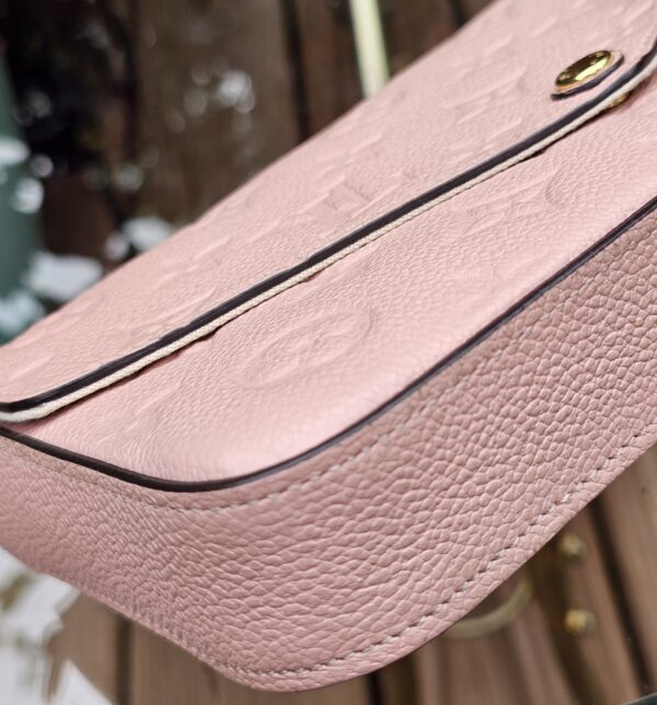 Felicie Pochette Crossbody - Image 10