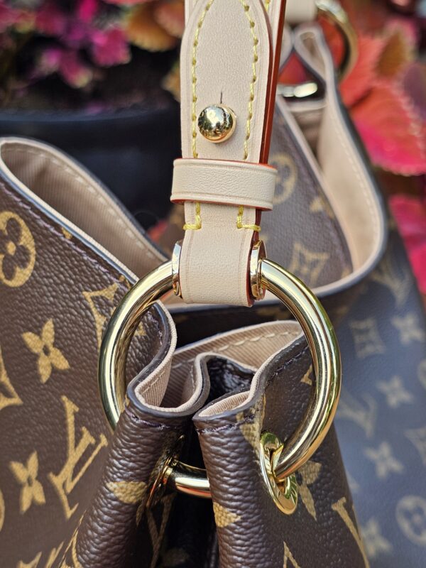 Graceful MM Monogram - Image 9