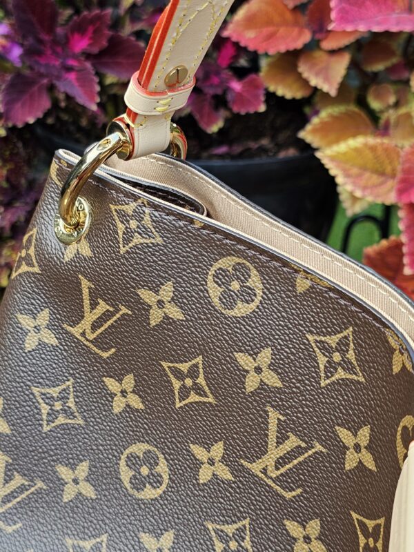 Graceful MM Monogram - Image 11