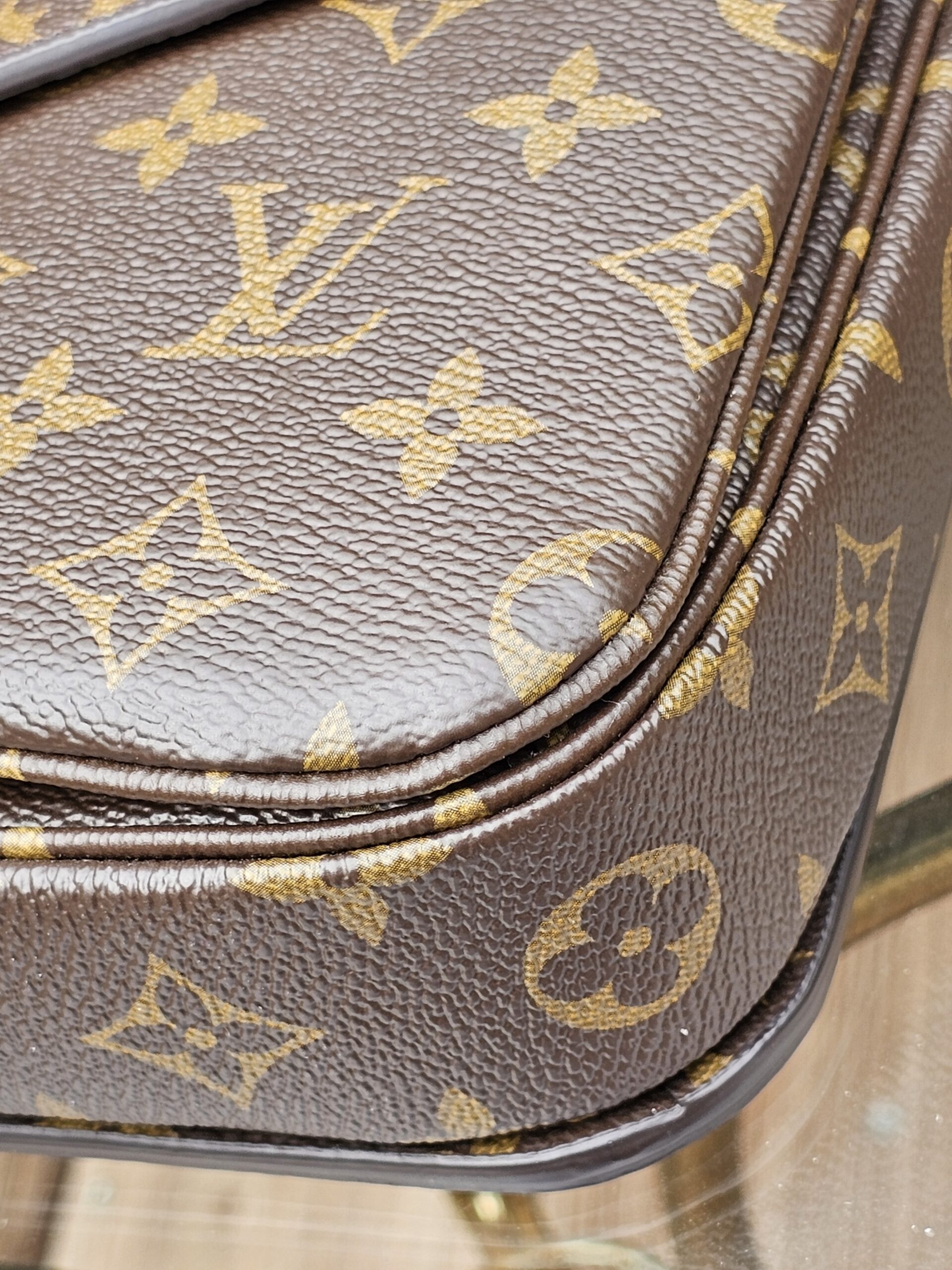 Pochette Metis Monogram - Image 13