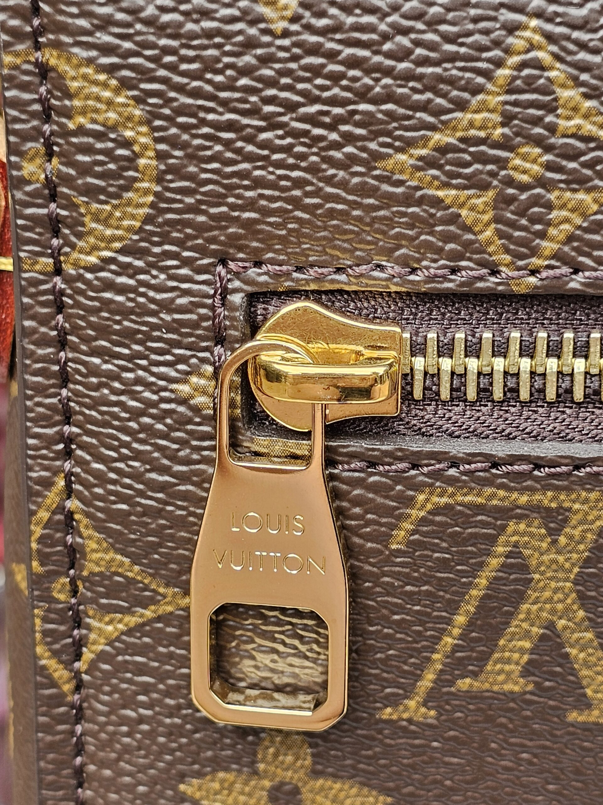 Pochette Metis Monogram - Image 17