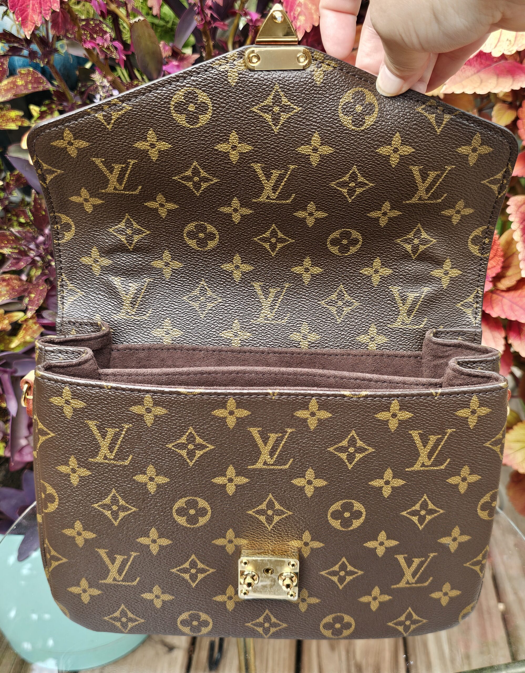 Pochette Metis Monogram - Image 18